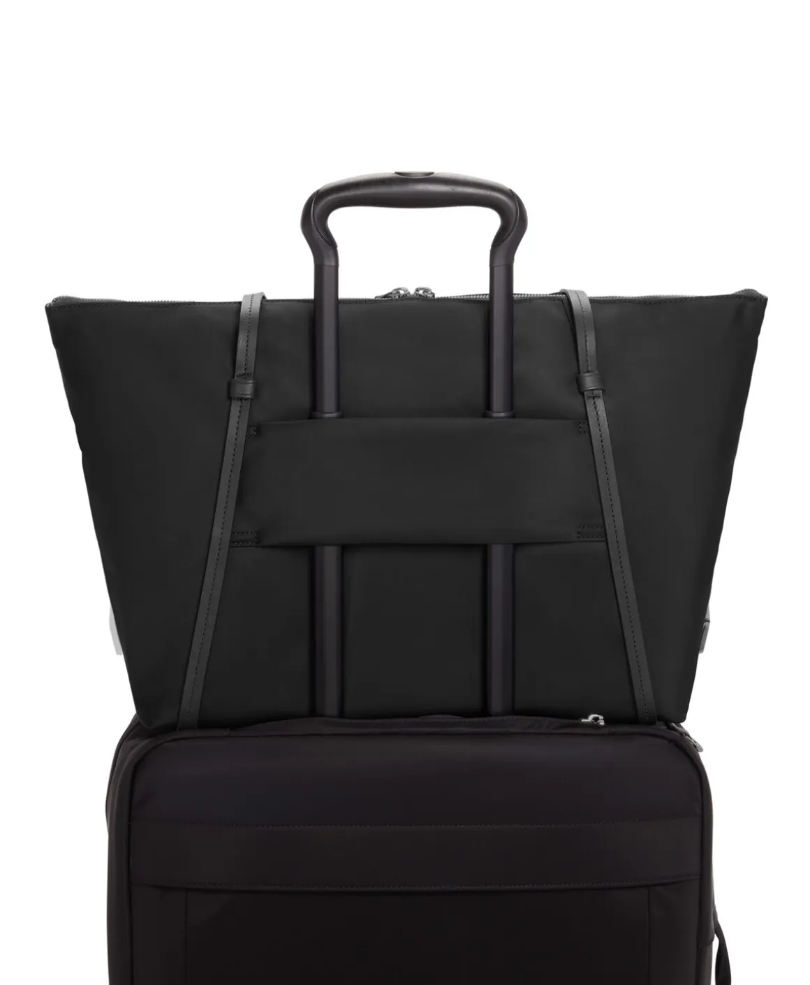 VOYAGEUR Q Tote